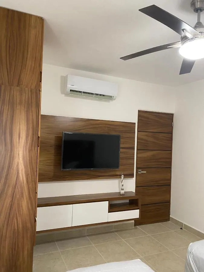 Liverte Cancun Downtown דירה